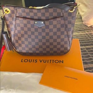 Louis Vuitton South Bank Besace